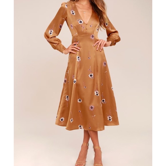 ASTR The Label Dresses & Skirts - ASTR The Label Light Brown Floral Print Midi